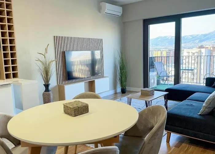 View 1br - - Free Parking Lejlighed *